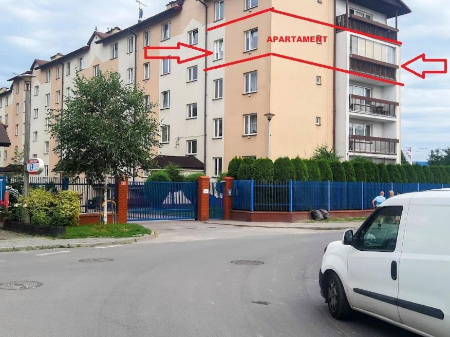 Kk2 Apartment With Parking Krasków Exterior foto